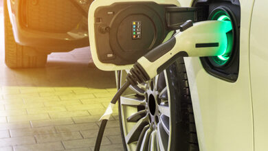 هونج كونج تمنع شراء سيارات البنزين بحلول عام 2035