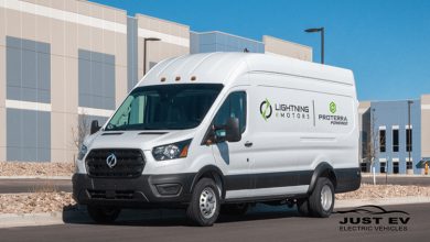 "Proterra" توفر تقنية البطارية الكهربائية لشاحنة "Lightning Class 3" التجارية