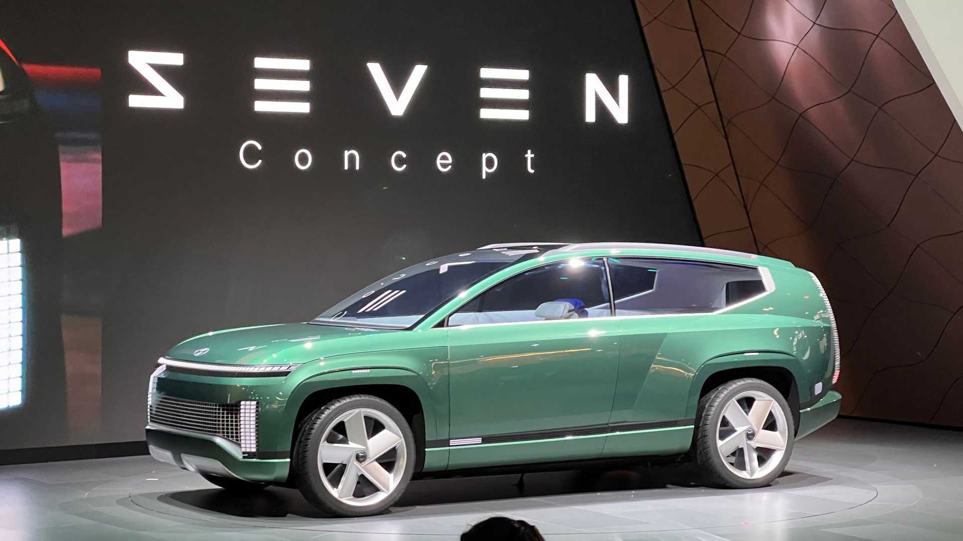 Hyundai Seven Concept في معرض لوس أنجلوس للسيارات 2021