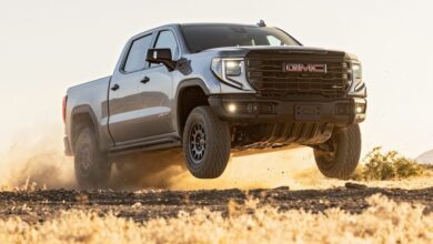 مراجعة سيارة GMC Sierra 1500 موديل 2025