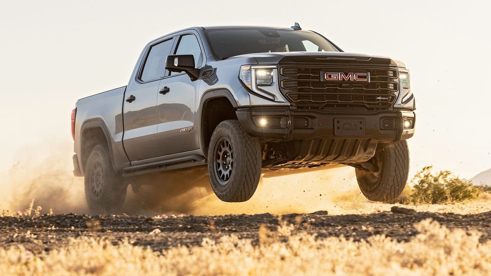 مراجعة سيارة GMC Sierra 1500 موديل 2025