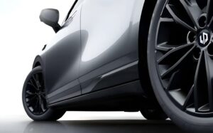 الشكل الجانبي Leapmotor B05 Ultra